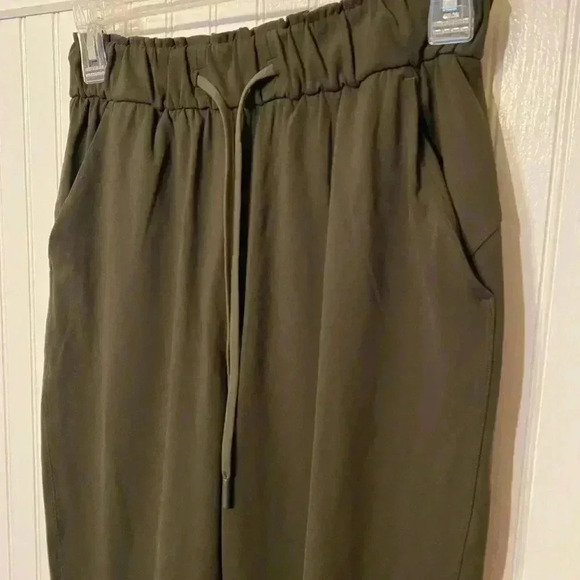 Lululemon Olive Green Stretch High Rise Jogger Pants size 4 - Picture 9 of 9